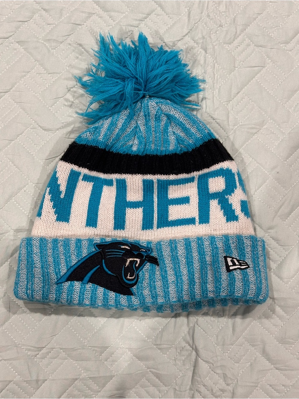 New Era Carolina Panthers Knit Pom Beanie - Teal/White/Black